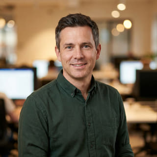 Daniel Carter, directeur de la technologie chez Douve Fondença, photographié pour une image de profil